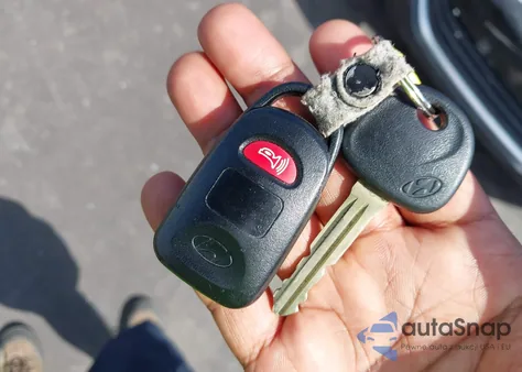 2013 Hyundai Elantra Gls/Limited из США, поврежденный, VIN KMHDH4AE2DU925904